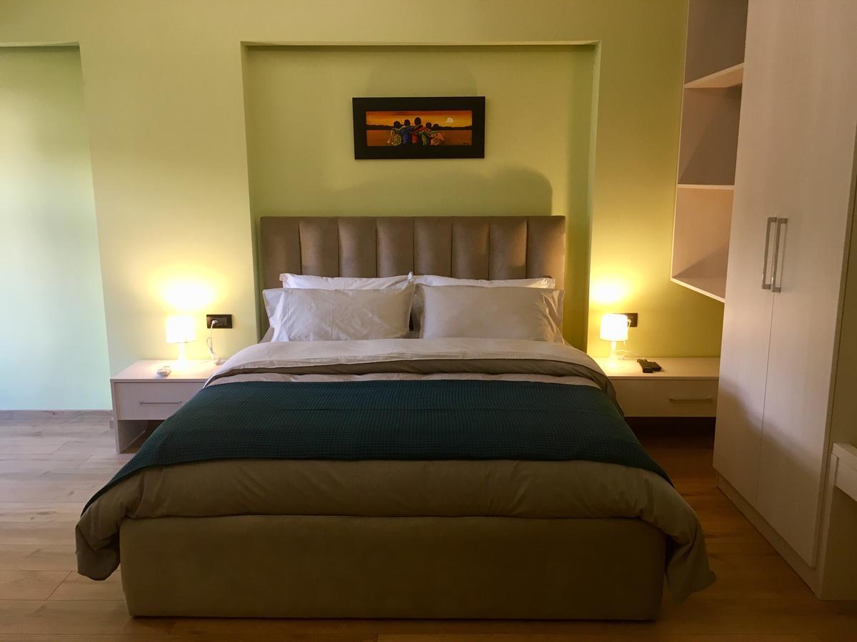 B&B Tirana Smile Exterior foto